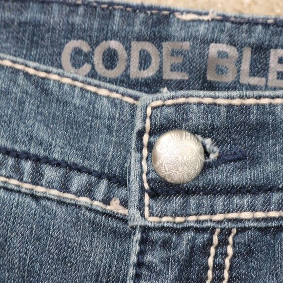 Code Bleu Jeans - Picture 8 of 10